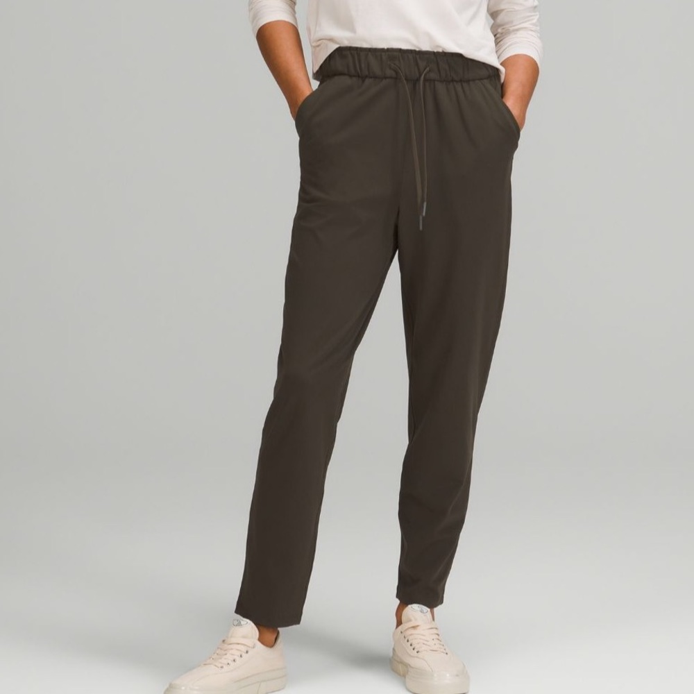 lululemon Stretch HR Pant 7/8 Length (Dark Olive)